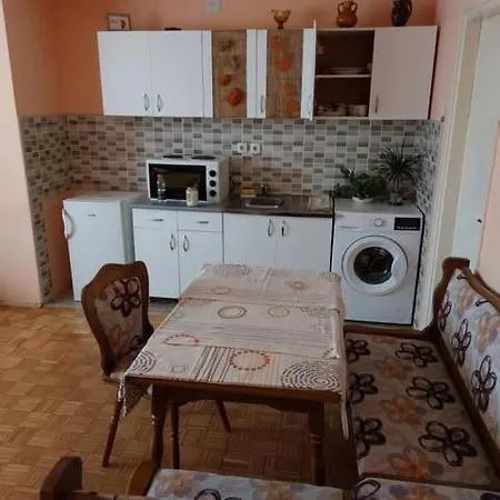 アパート Apartman Una Kruševac
