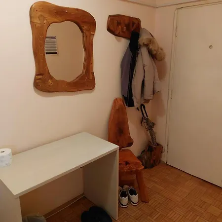 Apartman Una アパート *